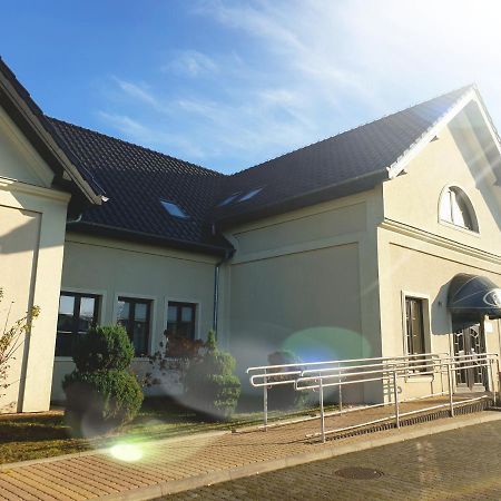 Pokoje Felix Słupsk Exterior foto