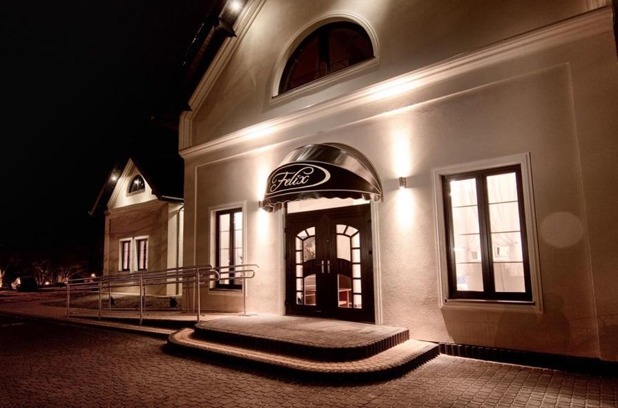 Pokoje Felix Słupsk Exterior foto